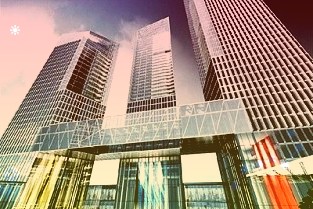 泰康保险集团副总裁兼首席财务官、总精算师刘渠：寿险公司如何预防利差损风险